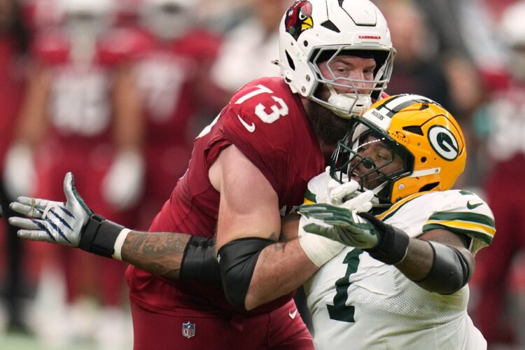 Packers escape Arizona, rally for a 27